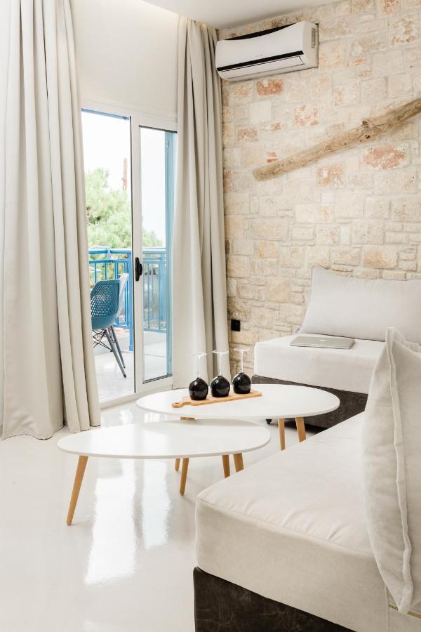 Vrachos Lofts Aparthotel Afytos Exteriör bild