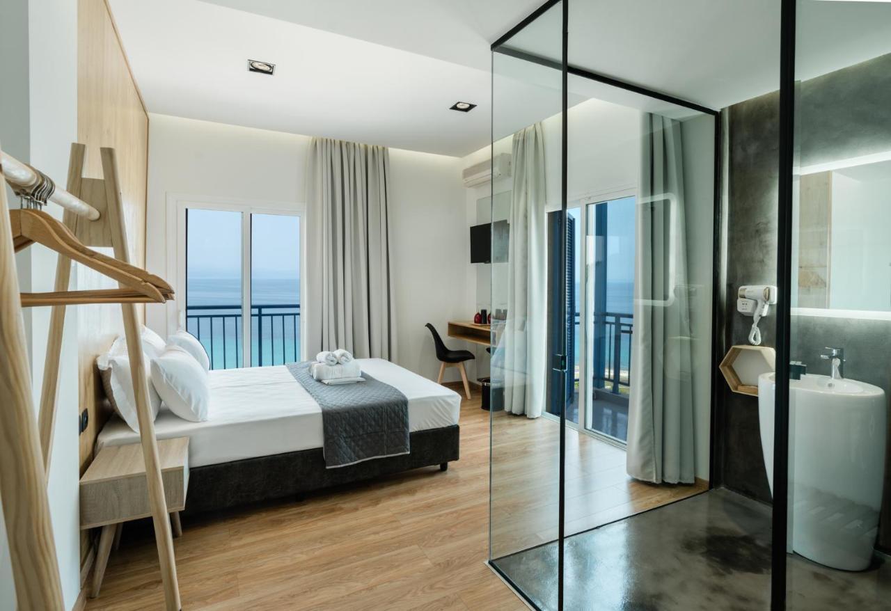 Vrachos Lofts Aparthotel Afytos Exteriör bild