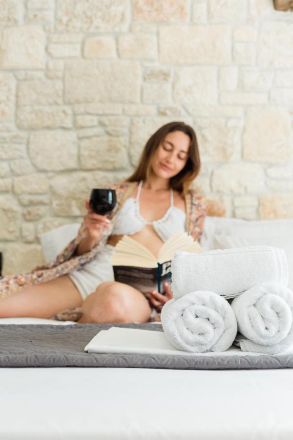 Vrachos Lofts Aparthotel Afytos Exteriör bild